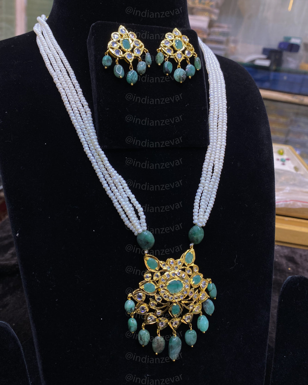 Rani Haar Necklace with Real Emeralds and White Pearls – Indian Jewellery