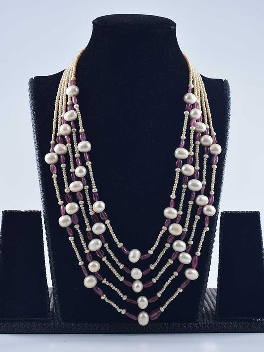 Casual Chic: Playful Pearls & Ruby 5-Strand Necklace - A Fun & Flirty Design