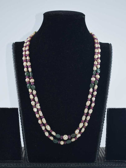 Vintage Flair: Baroque Pearl, Emerald & Ruby Necklace (Casual Chic)