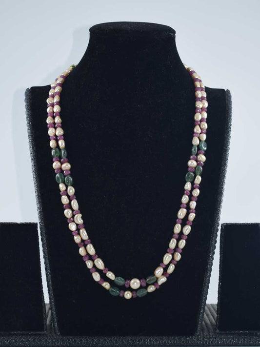 Vintage Flair: Baroque Pearl, Emerald & Ruby Necklace (Casual Chic)