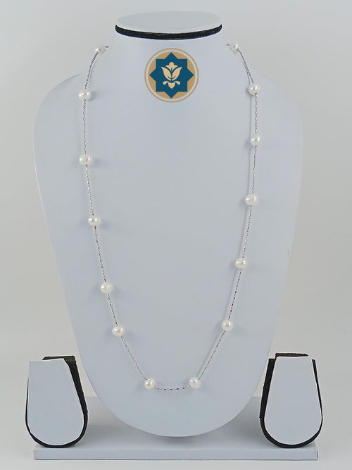 Effortless Grace: Korean White Pearl Chain Set (Casual Chic)